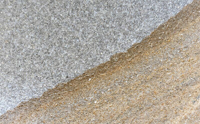 A swatch of the Brookfield Yorkstone (Brookfield Yorkstone (Wet))